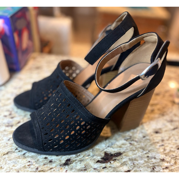 Qupid Women's Block Heel Sandal Heels Size 7 - Picture 1 of 6